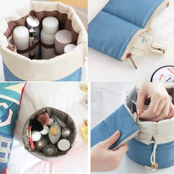 🎉NIB Travel Cosmetic Barrel Bag, Deep Blue - Picture 4 of 8